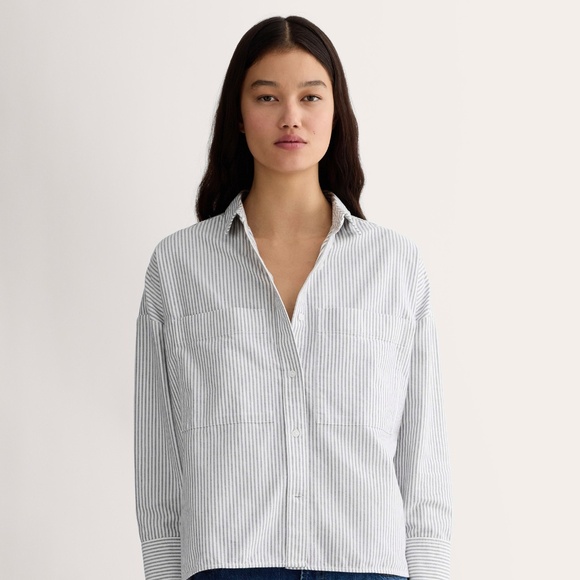 Everlane Boxy Oxford in Black/White, Size Large - Picture 4 of 4